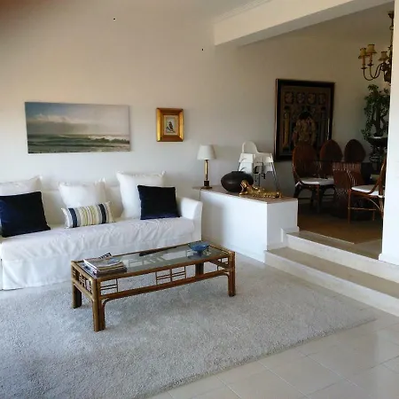 Beachfront Penthouse ミンデロ