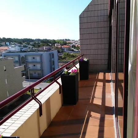 Beachfront Penthouse アパート ミンデロ