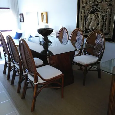 Beachfront Penthouse アパート *